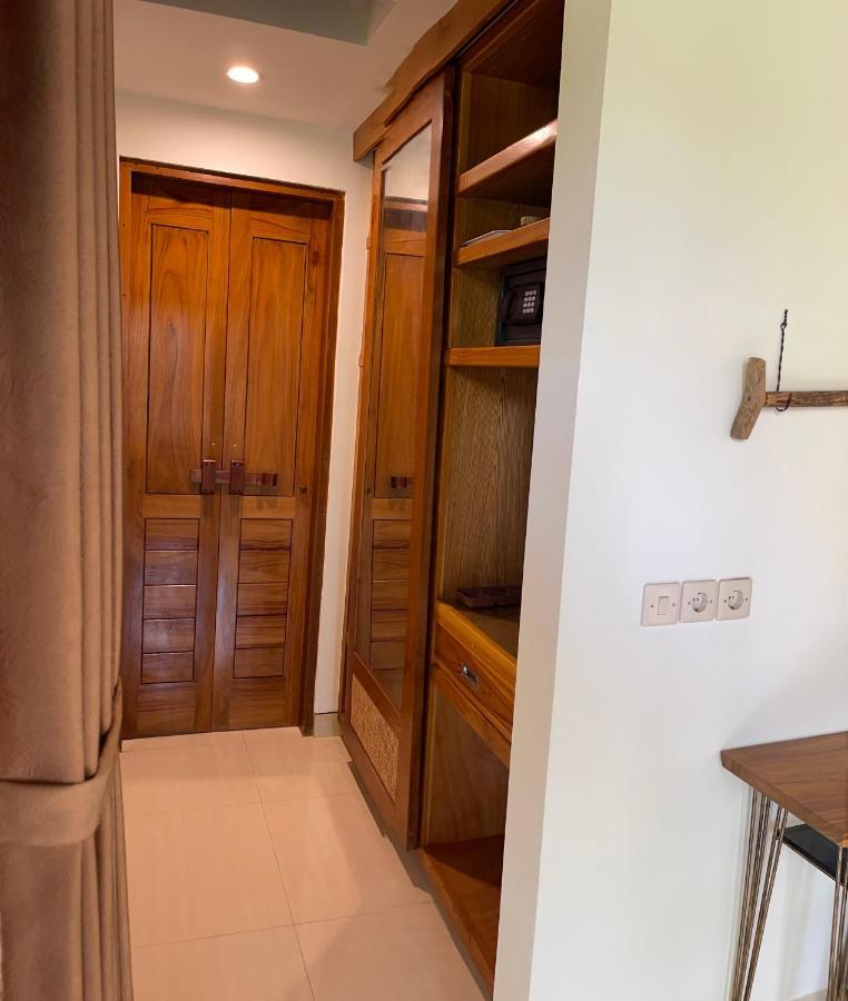 Villa Casa Shanti Deluxe Ловина Экстерьер фото