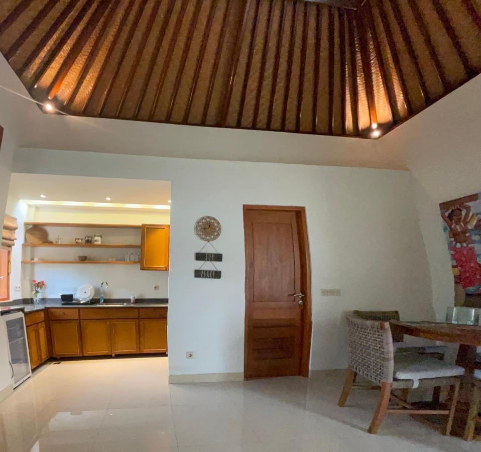 Villa Casa Shanti Deluxe Ловина Экстерьер фото